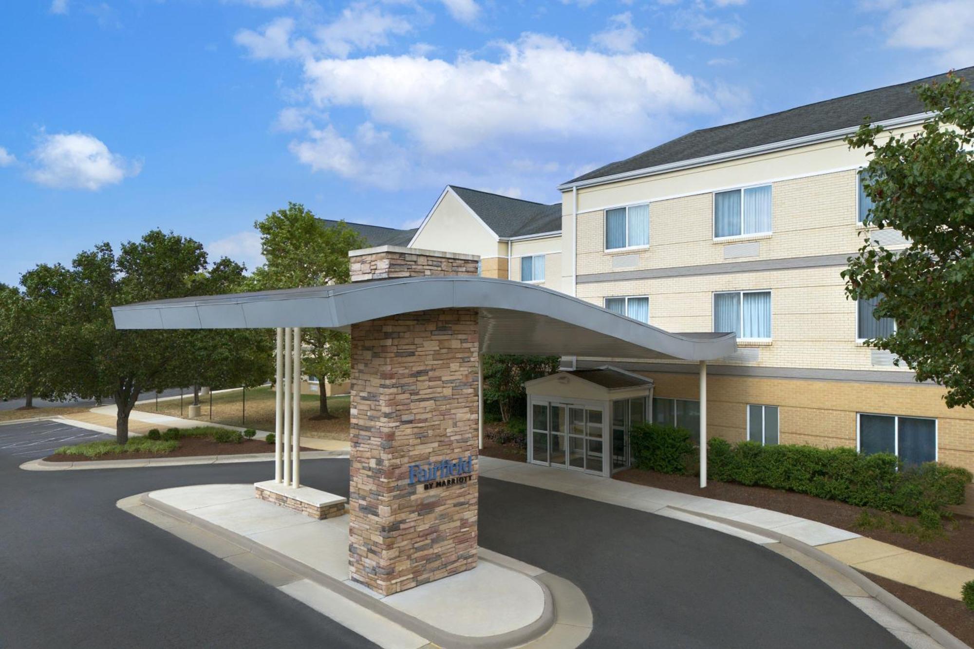 Fairfield Inn & Suites Dulles Airport Стерлінґ Екстер'єр фото