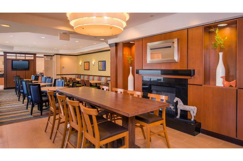 Fairfield Inn & Suites Dulles Airport Стерлінґ Екстер'єр фото